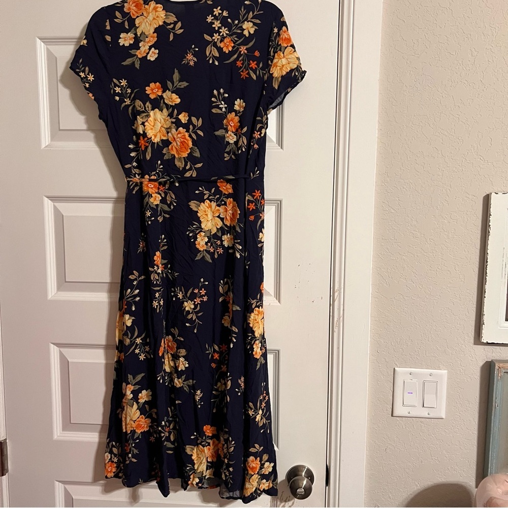 Old Navy Navy and Orange Floral Midi Dress - Picture 4 of 6